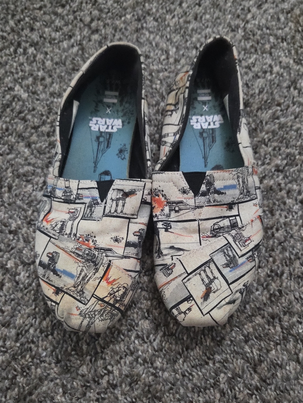 Star Wars Canvas Slip-Ons with Beige & Blue Accent Print